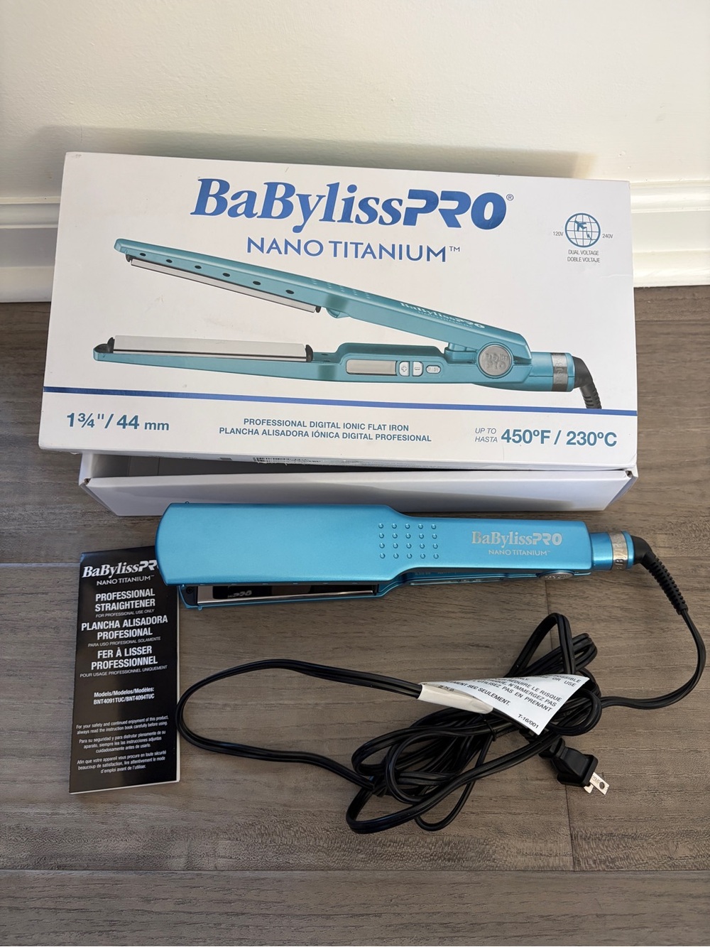BaByliss Blue Ceramic Flat Iron Hair Straightener
